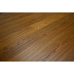 Golden Oak Lacquered Engineered Wood Flooring